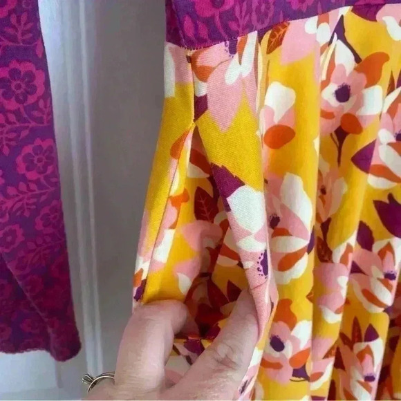 "Wildflower" Dress Size 14 yellow & plum floral. In Great Condition - Picture 8 of 10